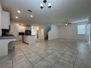 9161 Cut Shot Dr in Winter Garden, FL - Building Photo - Building Photo