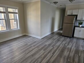 3824 N Greenview Ave, Unit 3817.5-3E in Chicago, IL - Building Photo - Building Photo