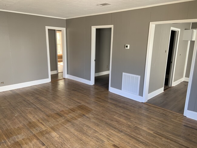 2720 N 5th Ave in Laurel, MS - Building Photo - Building Photo