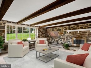 1105 Waterloo Rd in Berwyn, PA - Building Photo - Building Photo