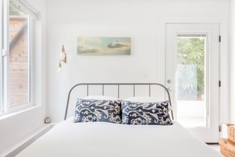 6824 N Catlin Ave in Portland, OR - Building Photo - Building Photo