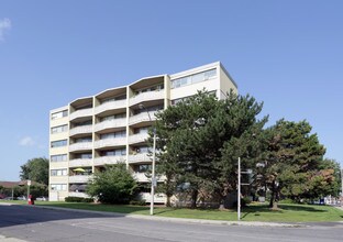 Cardinal in Hamilton, ON - Building Photo - Building Photo