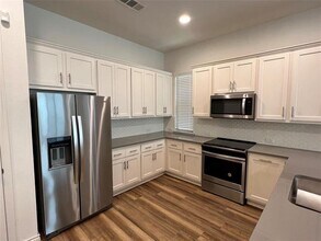 203 Athenia Dr in Fort Worth, TX - Building Photo - Building Photo