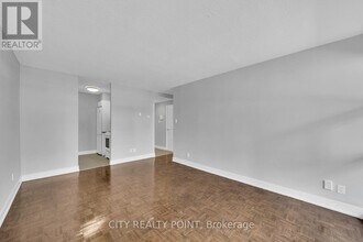 33 Isabella St in Toronto, ON - Building Photo - Building Photo