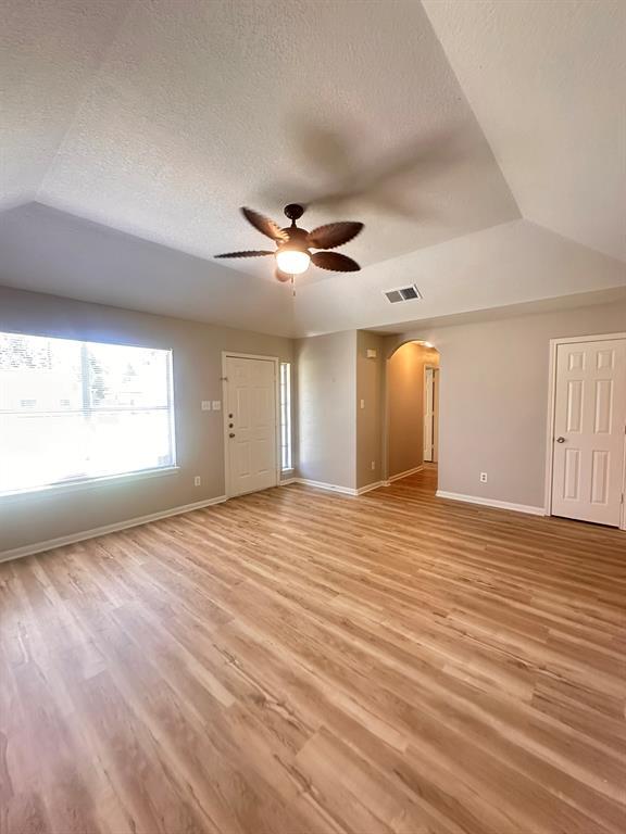 16409 Danika Oak in Conroe, TX - Foto de edificio - Building Photo