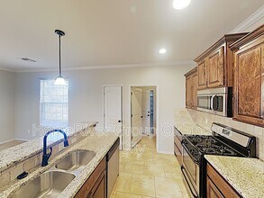 2206 Brook Dr in Choctaw, OK - Building Photo - Building Photo