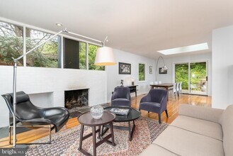 3122 Brooklawn Terrace in Chevy Chase, MD - Building Photo - Building Photo