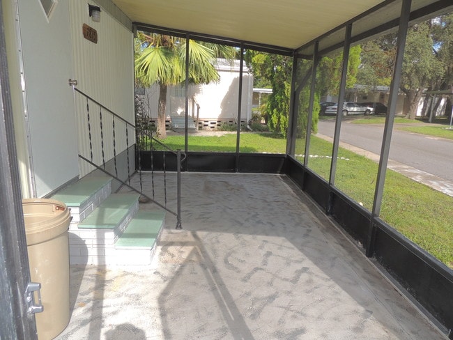7815 Sunrunner Dr in New Port Richey, FL - Building Photo - Building Photo