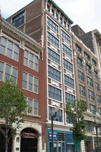 Paristyle Lofts in St. Louis, MO - Foto de edificio - Building Photo