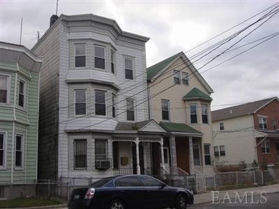 24 Poplar St in Yonkers, NY - Building Photo