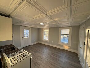 30 Ledge St in Nashua, NH - Building Photo - Building Photo