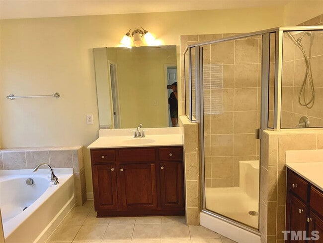 435 Oak Alley Trail in Clayton, NC - Building Photo - Building Photo