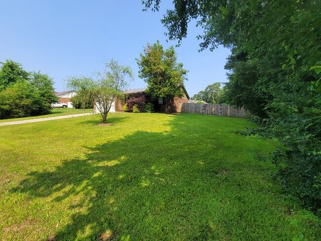 309 Sparrow Dr in Fayetteville, NC - Building Photo - Building Photo