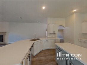 1025 N Churchill Dr in Fate, TX - Building Photo - Building Photo