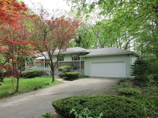 property at 178 Beethoven Ave