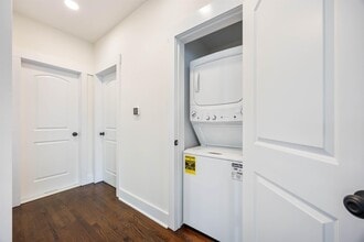 165 Home Ave in Rutherford, NJ - Building Photo - Building Photo