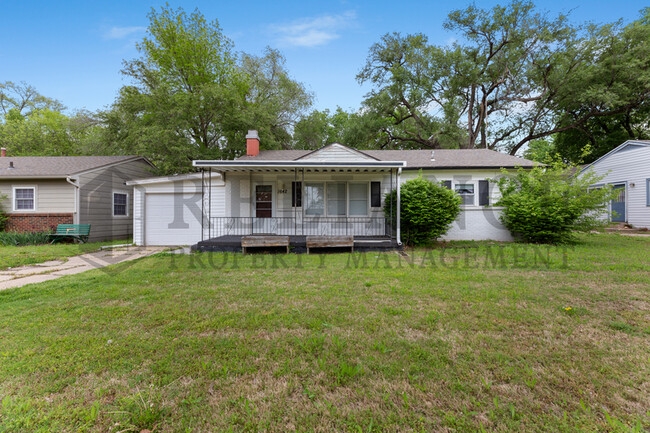 property at 1642 Denver Dr