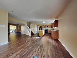 17193 Linda Way in Noblesville, IN - Foto de edificio - Building Photo