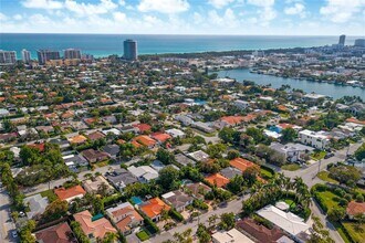 8935 Hawthorne Ave in Surfside, FL - Building Photo - Building Photo