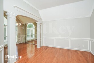 10002 Elm Meadow Trail in Houston, TX - Building Photo - Building Photo