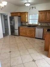 1590 N Race in Stephenville, TX - Building Photo - Building Photo