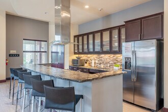 Legacy Apartments in Verona, WI - Building Photo - Interior Photo
