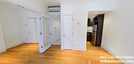 253 Newbury St in Boston, MA - Building Photo - Building Photo