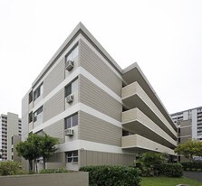 Bingham Arms in Honolulu, HI - Building Photo