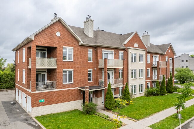4870 Harry-Worth Rue