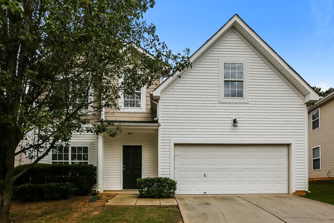 property at 3011 Saphire Ln