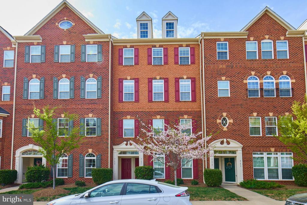 21623 Romans Dr in Ashburn, VA - Building Photo