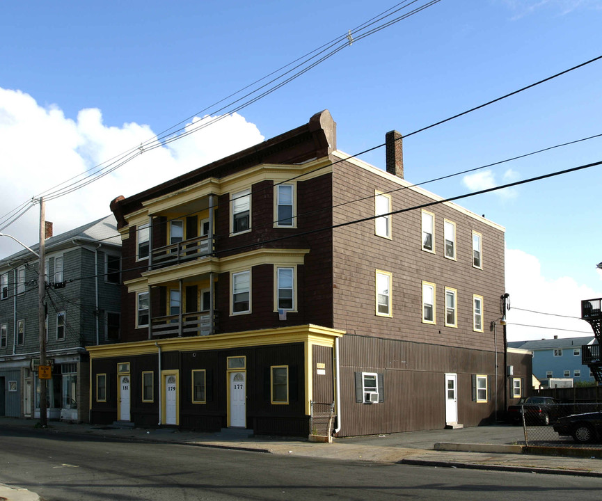 177-179 Brightman St in Fall River, MA - Building Photo