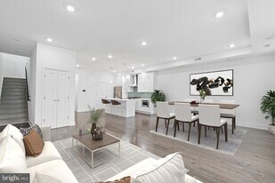 1335 N Franklin St in Philadelphia, PA - Building Photo