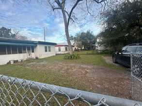 1602 Wambolt St in Jacksonville, FL - Building Photo - Building Photo