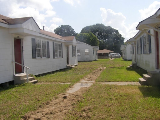 9981-10009 H Ave in Baton Rouge, LA - Foto de edificio - Building Photo