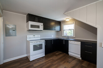 2226 E 8th St in Vancouver, WA - Foto de edificio - Building Photo