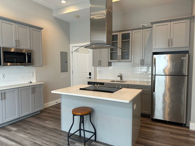 191 Washington Ave, Unit 6 in Chelsea, MA - Building Photo - Building Photo