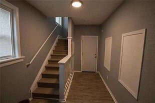 2119 N 7th St Trfy in Kansas City, KS - Building Photo