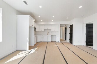 3994 N 900 W in Highland, UT - Building Photo - Building Photo