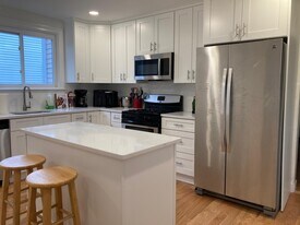 216 Norfolk St, Unit A in Cambridge, MA - Building Photo