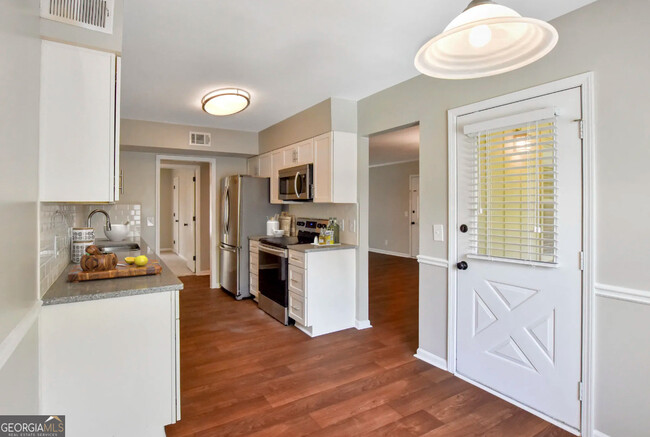 1831 Briarcliff Cir in Atlanta, GA - Building Photo - Building Photo