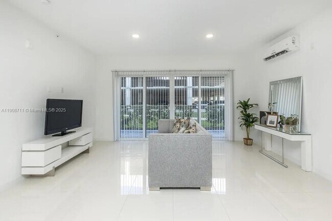 25850 SW 140th Ct in Homestead, FL - Foto de edificio - Building Photo