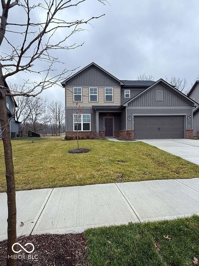 6871 Seabiscuit Rd in Whitestown, IN - Building Photo - Building Photo