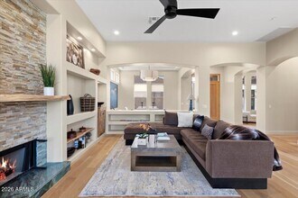 33667 N 78th Pl in Scottsdale, AZ - Building Photo - Building Photo