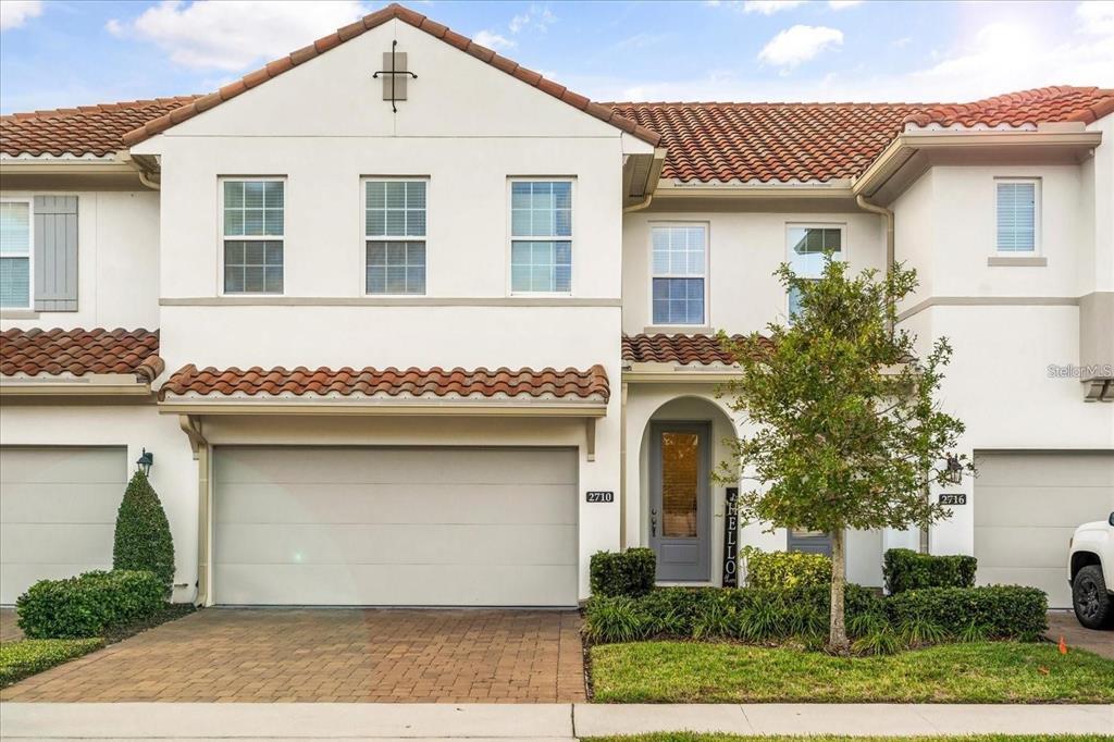 2710 Bolzano Dr in Apopka, FL - Building Photo