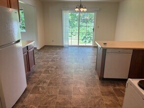 4632-4634 Ridge Ct in Manitowoc, WI - Building Photo - Building Photo