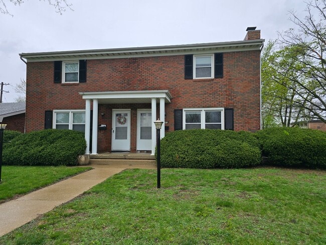 property at 306 Robinhood Ln