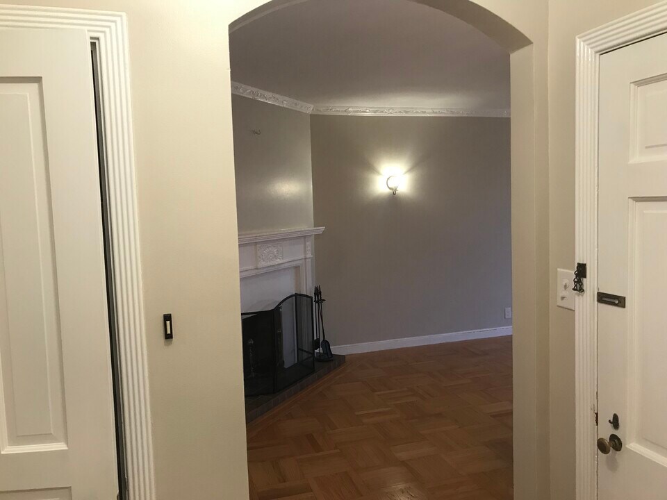 1136 Quintara St in San Francisco, CA - Building Photo