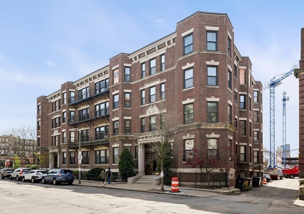 115 Jersey St, Unit 2 in Boston, MA - Building Photo