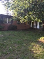 4471 Elkan Ave in Macon, GA - Building Photo